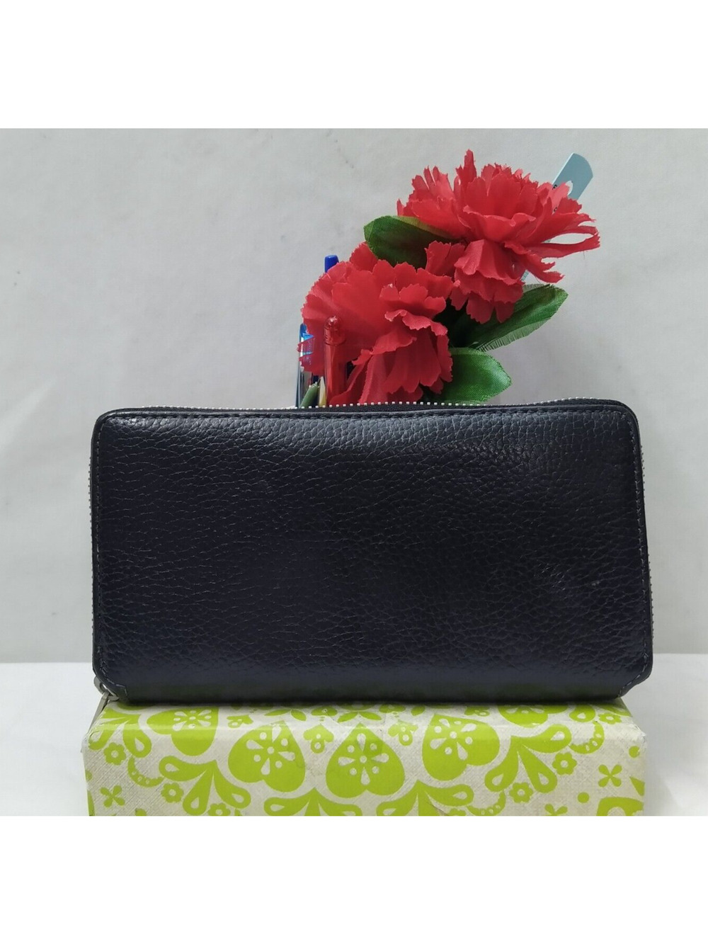 Designers Guild Black Pebbled Leather Zip Around Credit Card Wallet